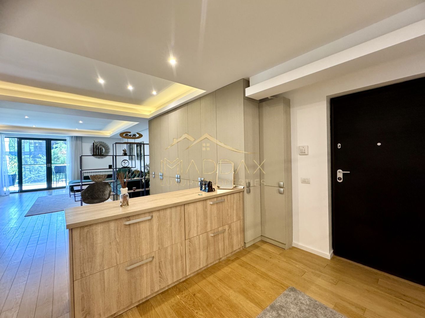 Apartament cu 4 camere *200mp* + 1 Parcare // Herastrau - Lake View - Poză 19