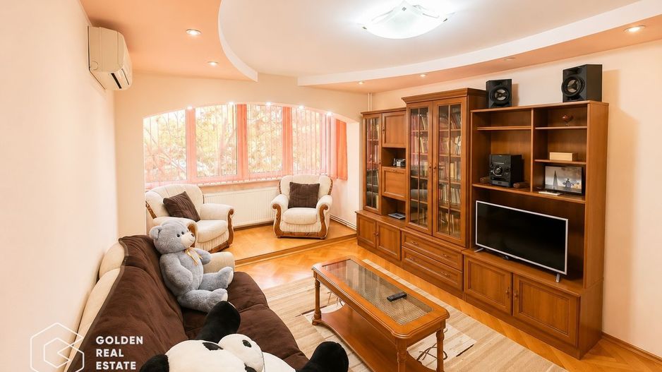Apartament superb, 2 camere, etaj 1, C. Romanilor - Poză 2