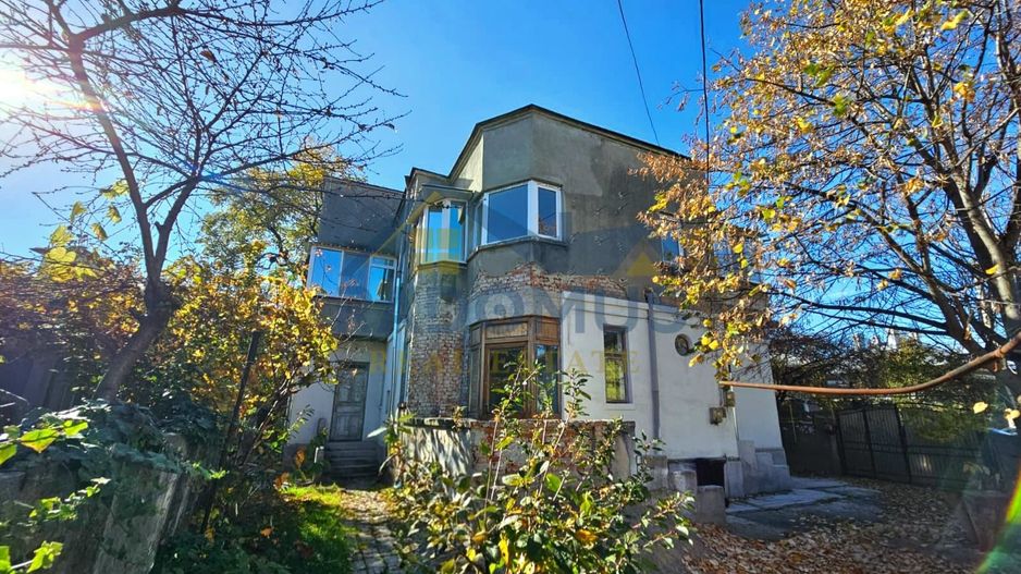 Ap. 4 cam. cu curte proprie+boxă– Str. Diligenței  - Central-Ploiești - Poză 1