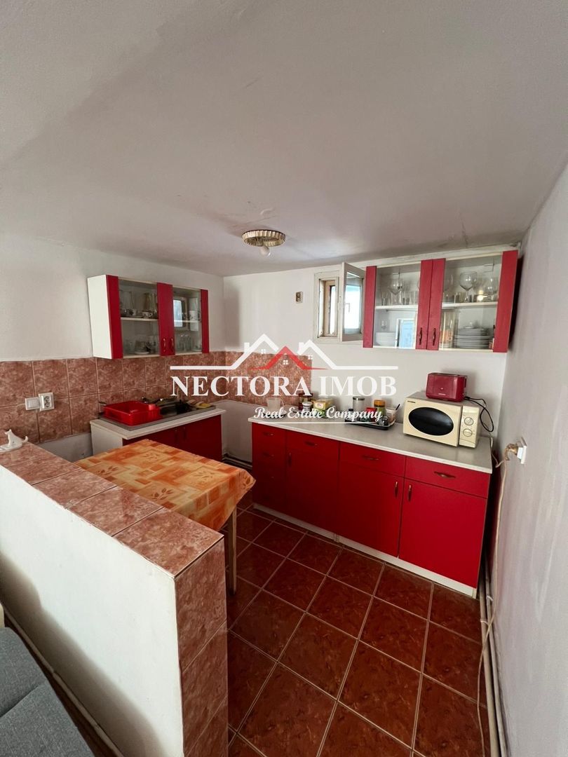 NECTORA IMOB-Casa 5 camere, 2 bai, 2 terase, 180 mp, Episcopia,Utilata - Poză 3