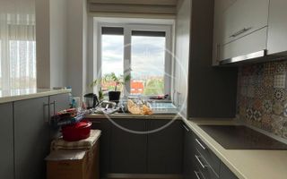 Apartament de vanzare cu 3 camere în zona Calea Aradului, Oradea - Poză 8