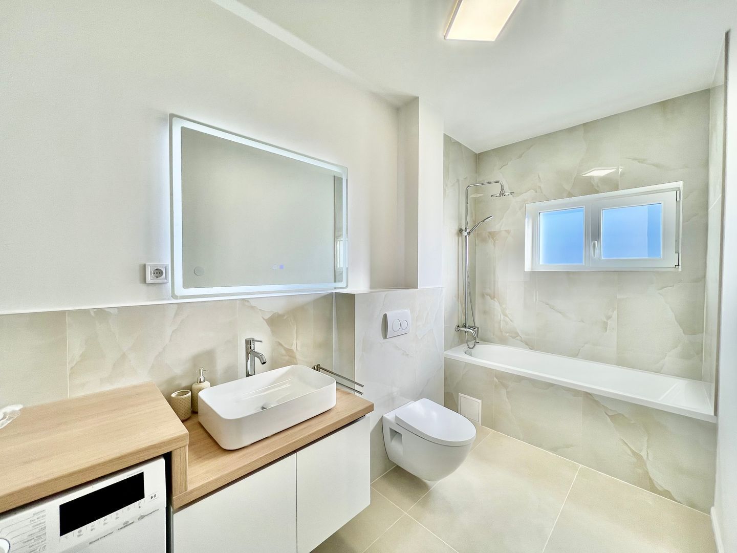 Apartament cu 3 camere, decomandat, la cheie, terasă 15.44 - întabulat - Poză 7