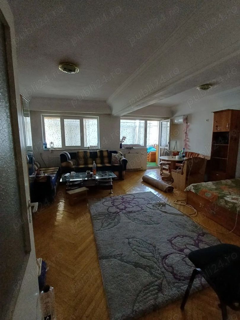 Apartament 4 camere, zona ultra centrală, in spate la Tribunalul nou - Poză 1