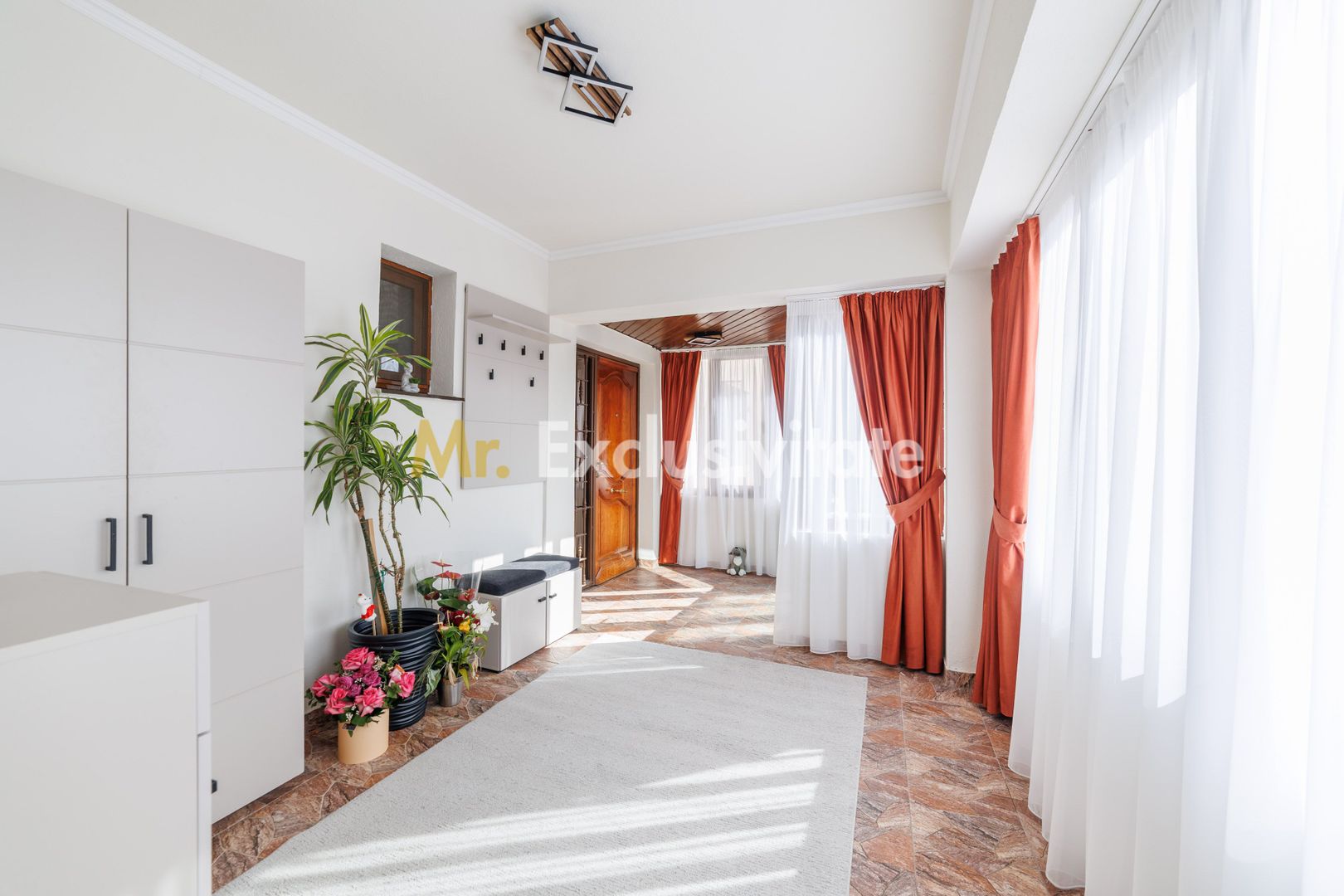 VILĂ 4 dormitoare, RENOVATĂ COMPLET 2026, Prundu, teren 937 mp - Poză 32