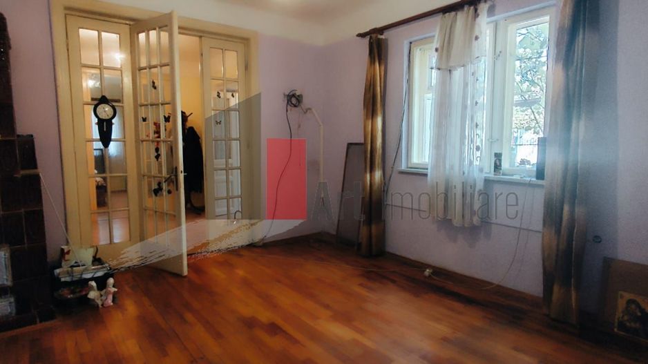 Casa de vanzare + teren in zona Jiului (Bucurestii Noi) - Poză 15