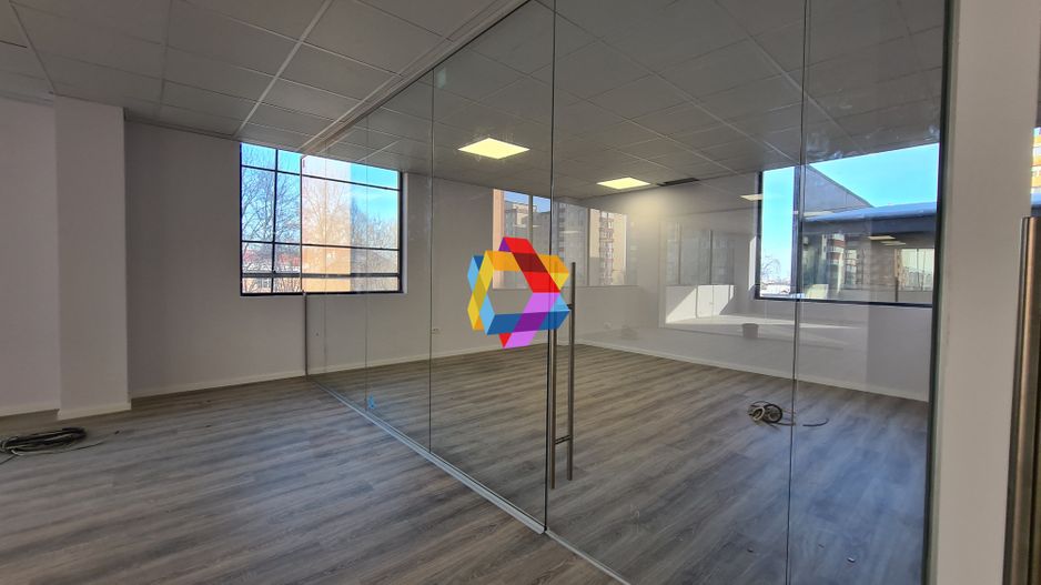 Cladire mixta - 1860 mp cu chiriasi - Poză 3