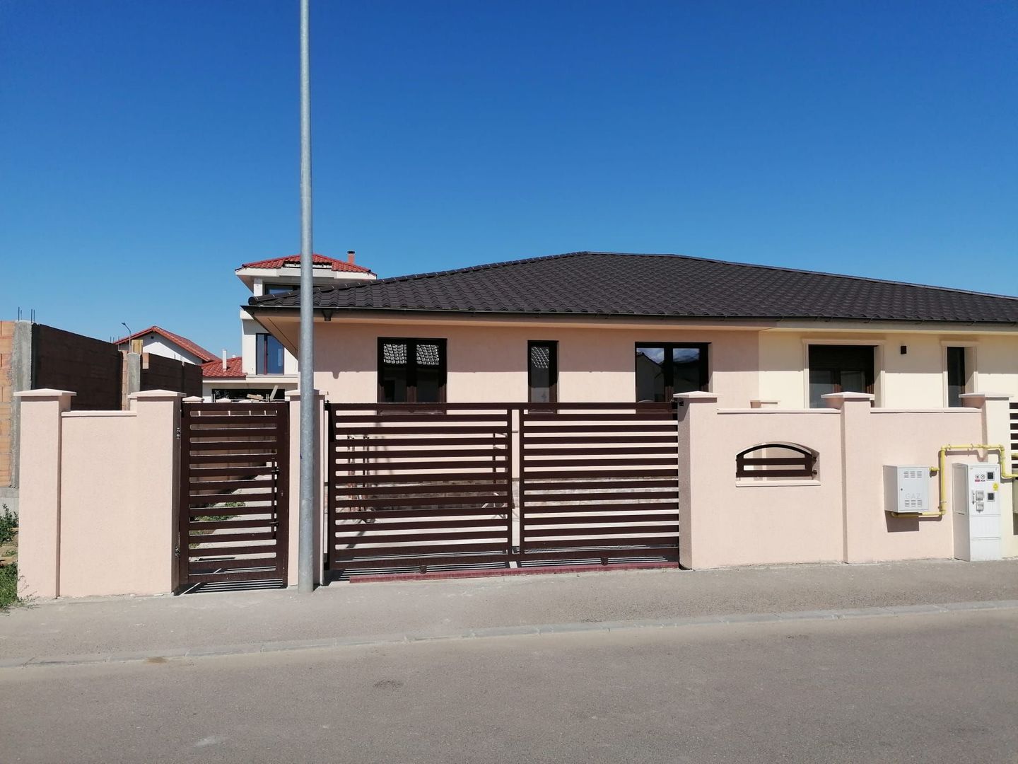 BRASADAS vinde casa individuala NOUA 3 cam zona UNIRII. - Poză 2