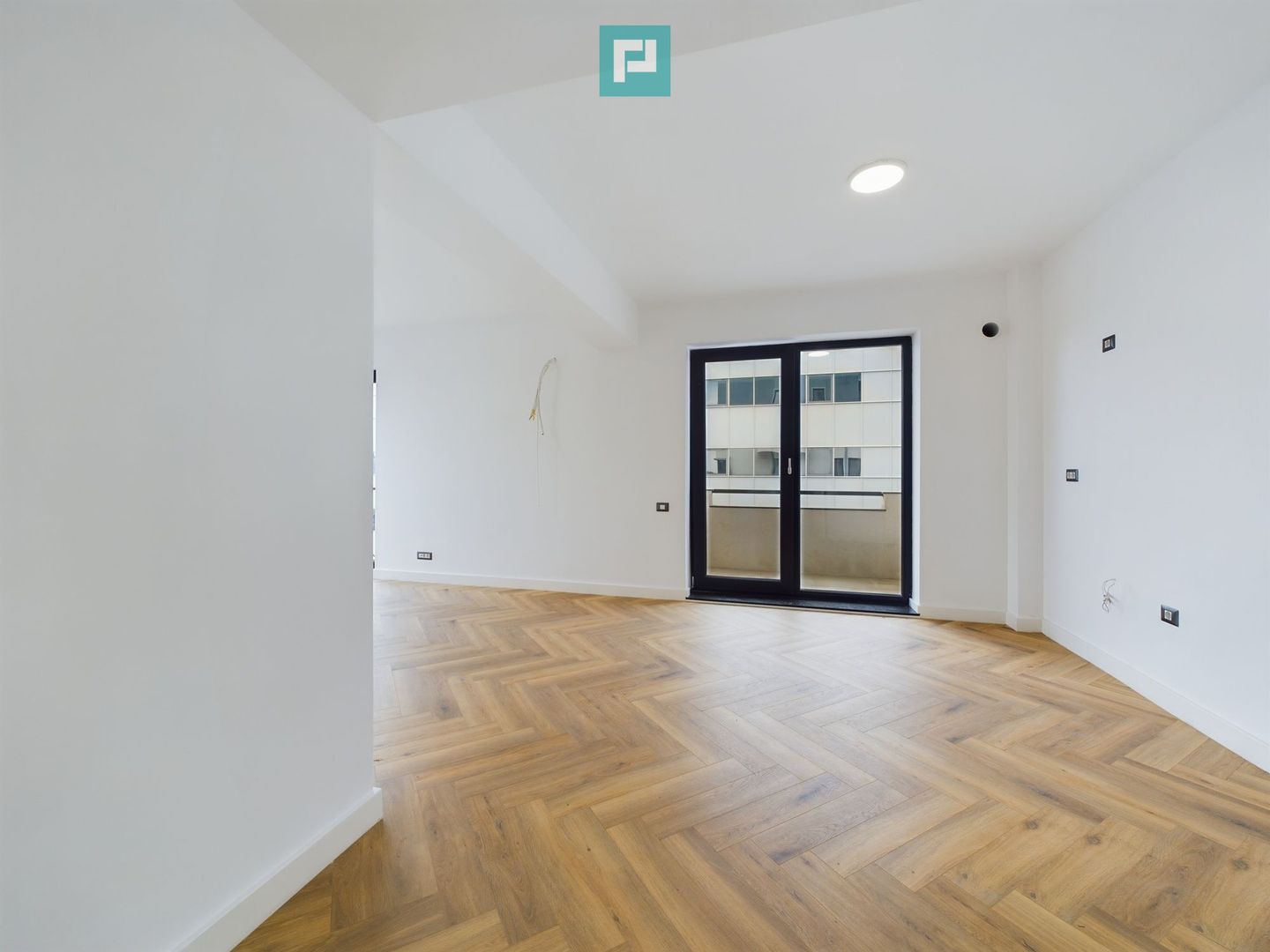 Apartament spațios pe Bulevardul Pipera - Poză 3