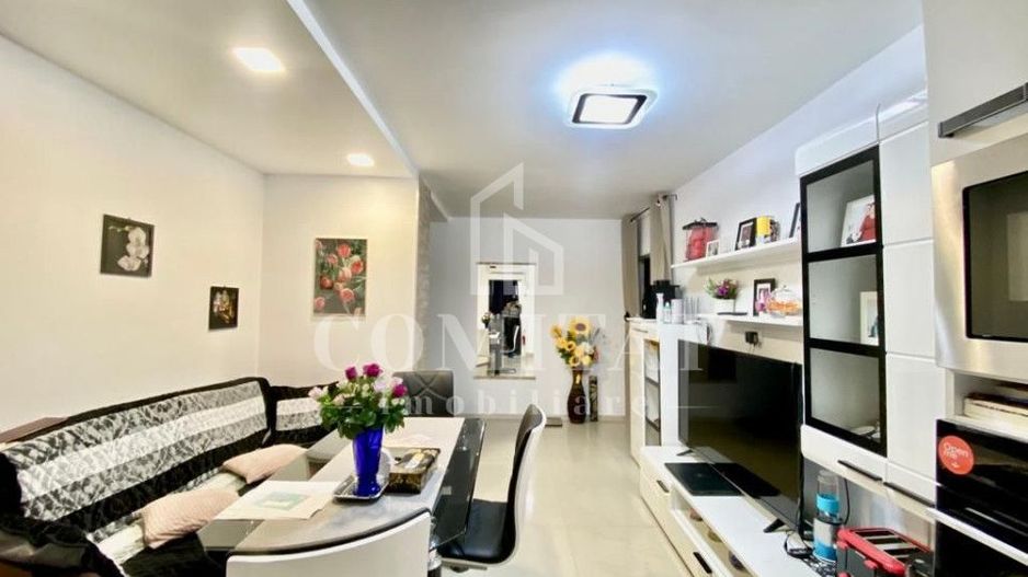 Apartament 2 camere | zona The Office - Poză 1