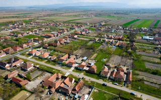 Casă la roșu în Comuna Bocsig, Arad - Poză 2