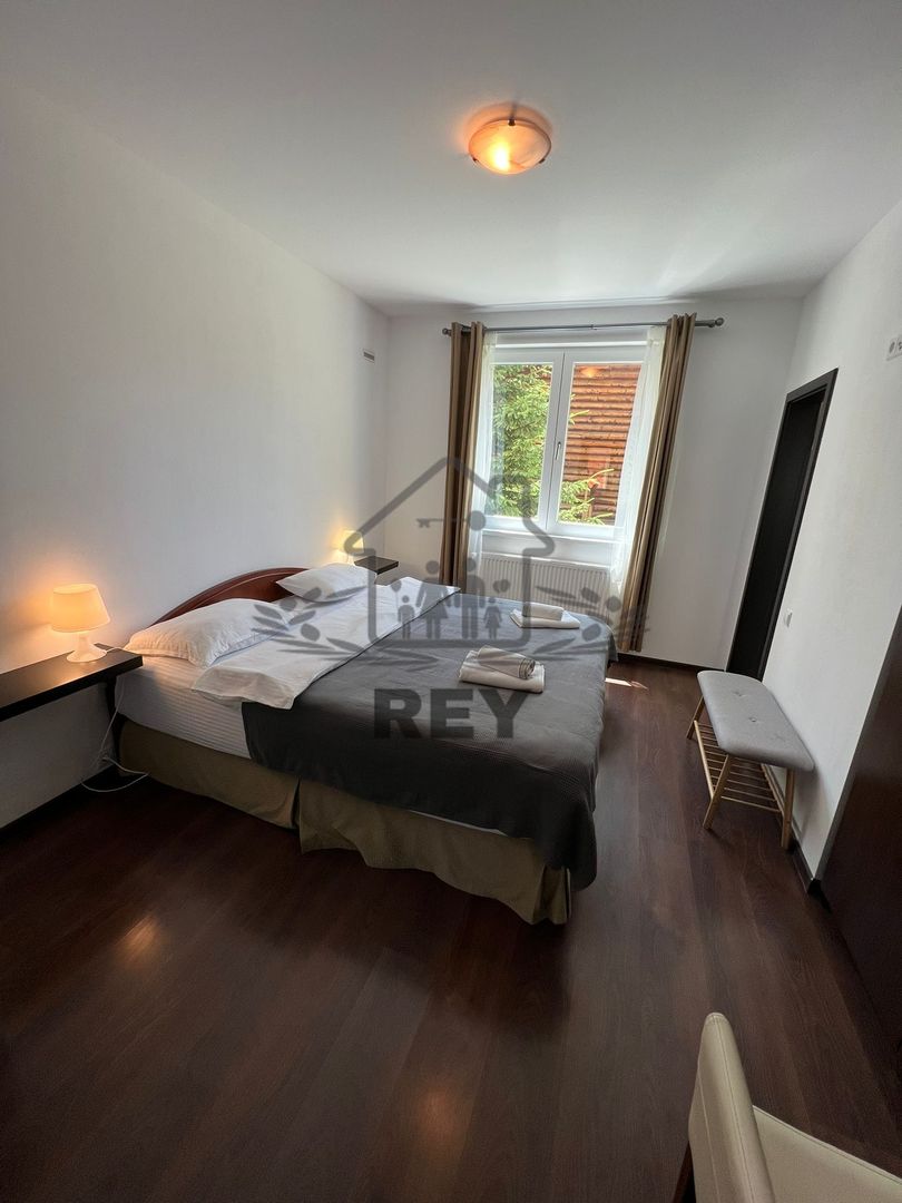 Casă de vacanța / Vilă în Păltiniș cu piscina acoperită și încălzită - Poză 9