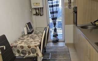 Vand apartament 2 camere - Poză 4