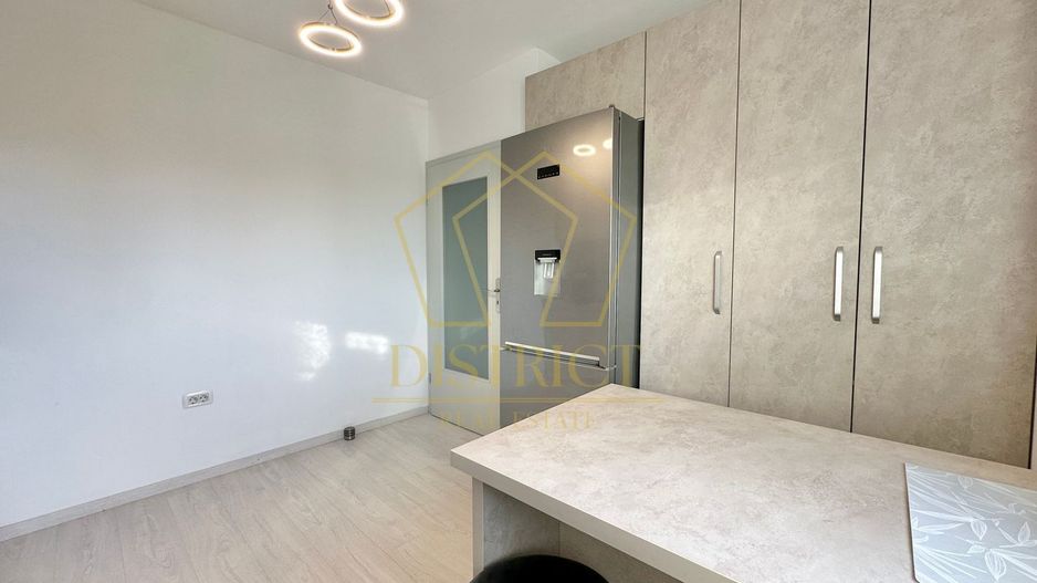 Duplex cu 4 camere si dressing mobilat in Giroc zona Planetelor la asfalt. - Poză 9
