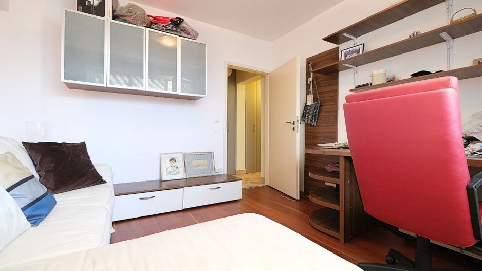 Colentina - D-na Ghica, apartament superb 3 camere mobilate si utilate - Poză 3