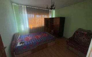 APARTAMENT 3 CAMERE ETAJ 2 CAMPULUNG CARTIER GRADISTE - Poză 2