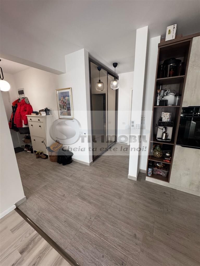 Apartament 2 cam dec loc parcare + boxa Complex Zorilor 185000 euro - Poză 3