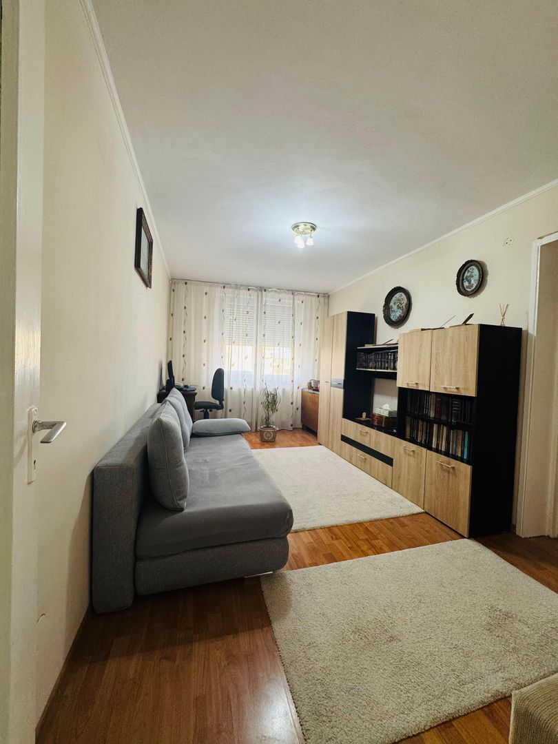 Apartament 2 camere etaj 3 Velenta - Poză 2