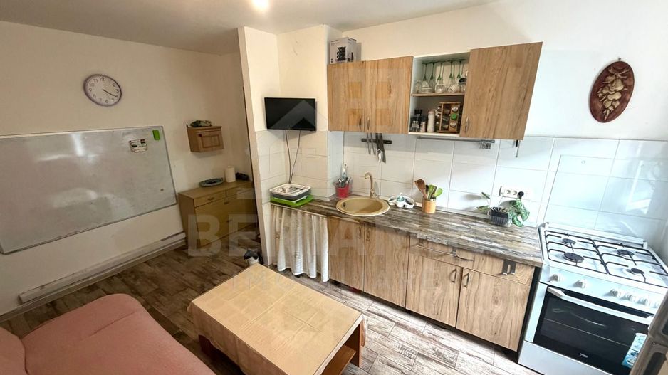 Apartament 2 camere Brazda lui Novac Etaj 1 Centrala termica 52mp - Poză 6