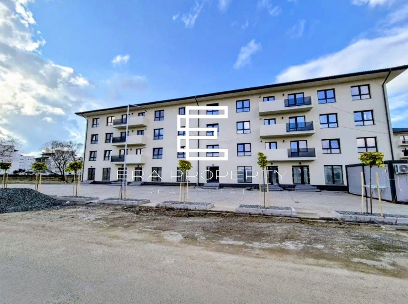 Apartament 3 camere cu 2 grădini, balcon și parcare gratuită, Doamna Stanca - Poză 8