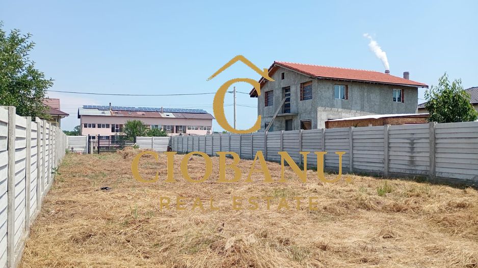 Teren intravilan imprejmuit cu gard de beton de vanzare - Poză 8