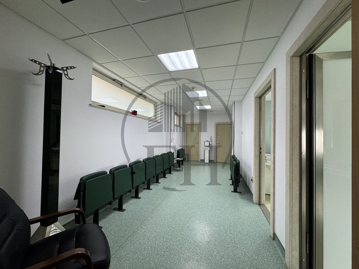 Spațiu comercial/Clinică Medicală de vânzare Medgidia, Constanța - Poză 6