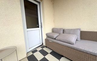 Apartament la curte, 2 băi, loc de parcare, zona linistita, dressing - Poză 9