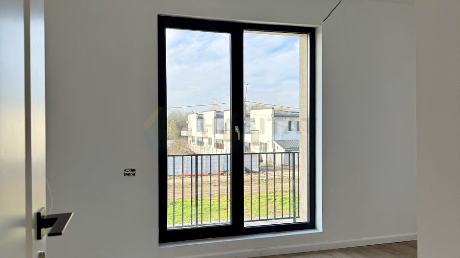 Vila individuala 5 camere Tunari - Poză 16