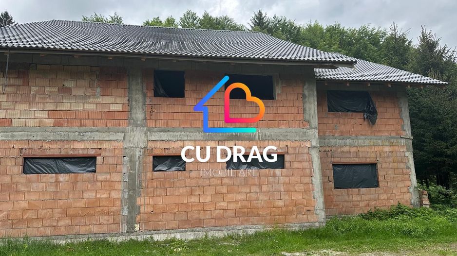 Investiție cu suflet: Pensiune de vânzare pe Valea Avrigului - Poză 2