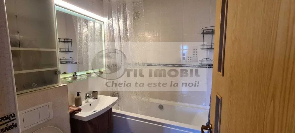 Ap3 camere – Central, vis-a-vis de Hotel International- 650 Euro - Poză 5