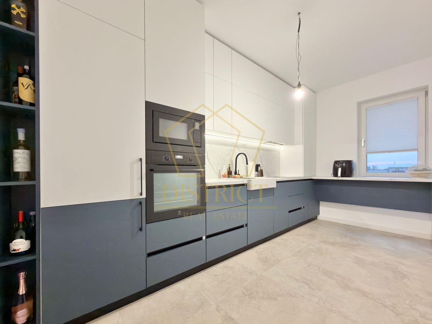 Apartament cu 2 camere decomandat 64 mp utili, lift in Giroc zona Planetelor. - Poză 4