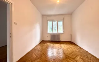 Apartament spațios într-o vilă, cu 2 garaje și terase – zona Iosefin - Poză 13