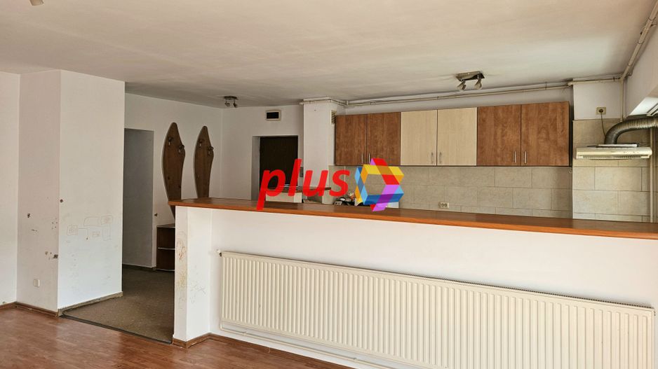 Apartament cu trei camere, structura mare, zona Astra 80 mp - Poză 1