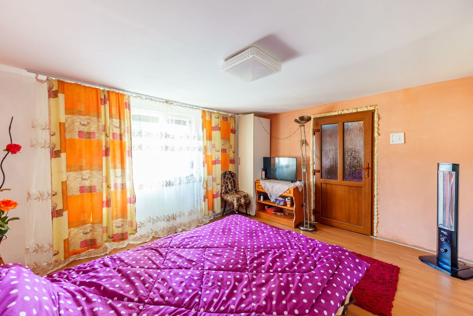 Casă în satul Călugăreni comuna Felnac - Poză 3