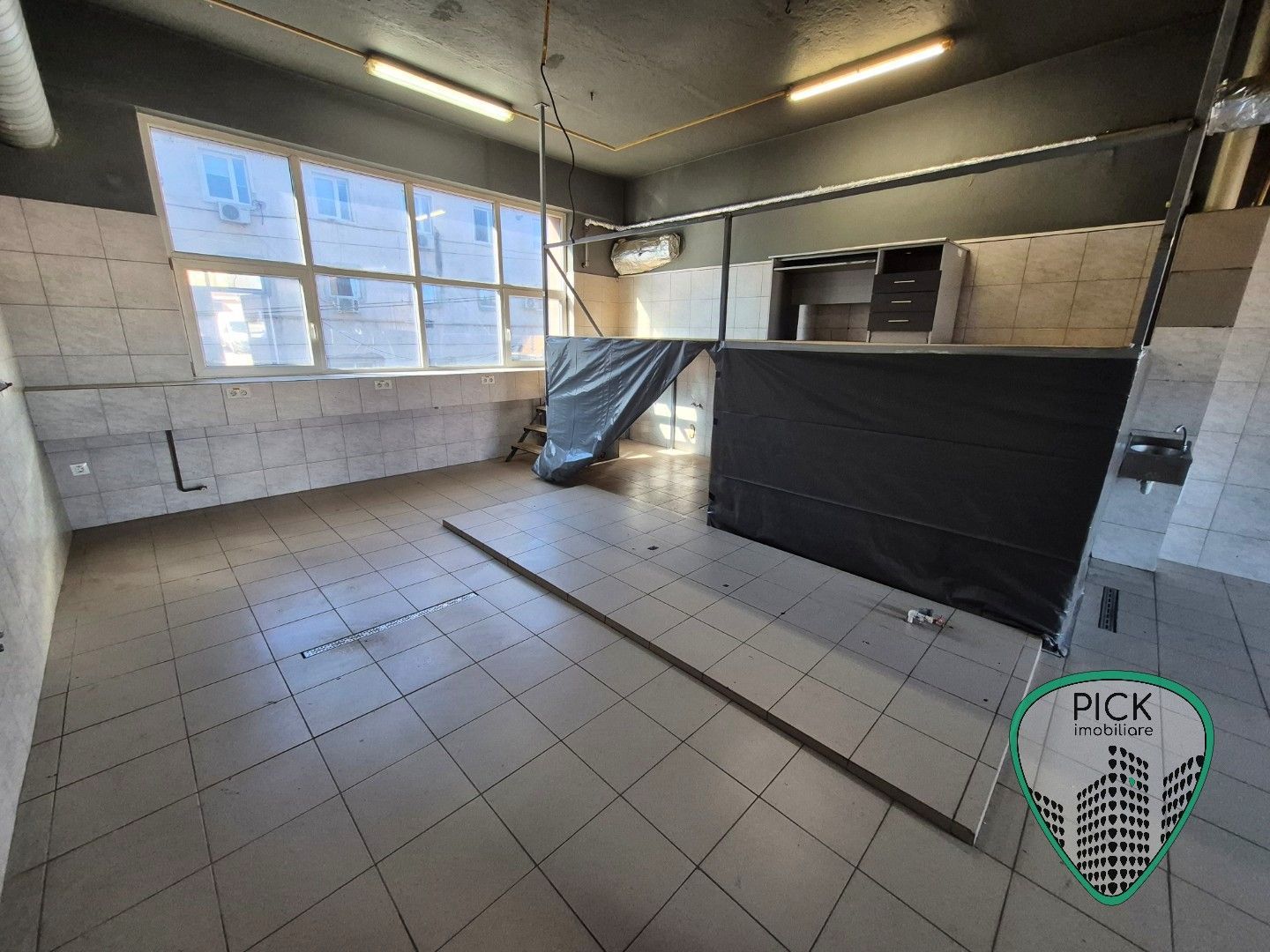 P 4210 - Spatiu industrial/comercial de închiriat în Târgu Mureș, Semicentral - Poză 5