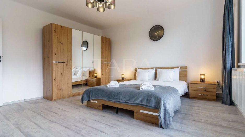 Apartament spațios în Centru, 3 dormitoare, parcare, Parcul Central. - Poză 4