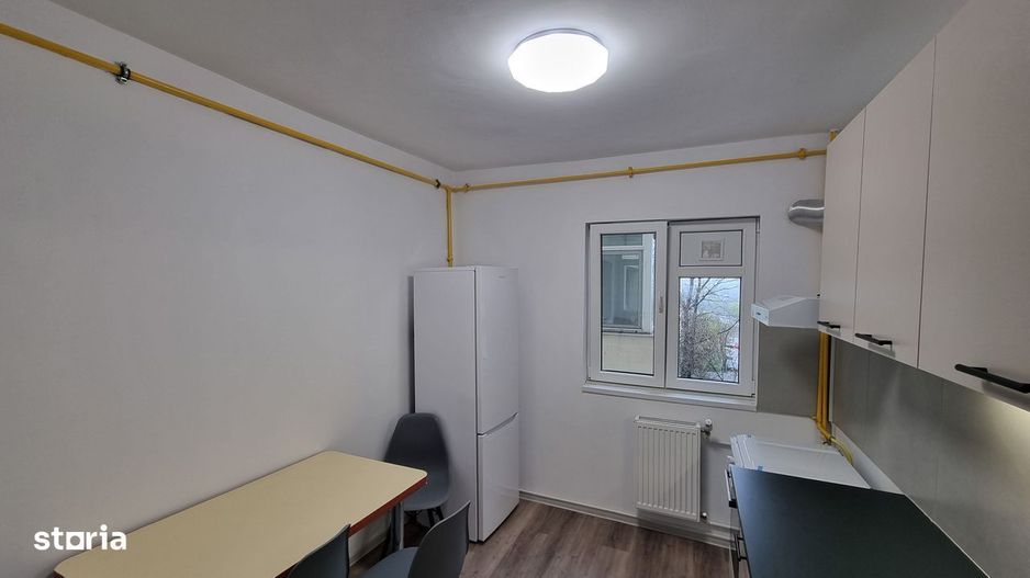Apartament 3 camere spațios, luminos, stradal, mobilat complet - Poză 6
