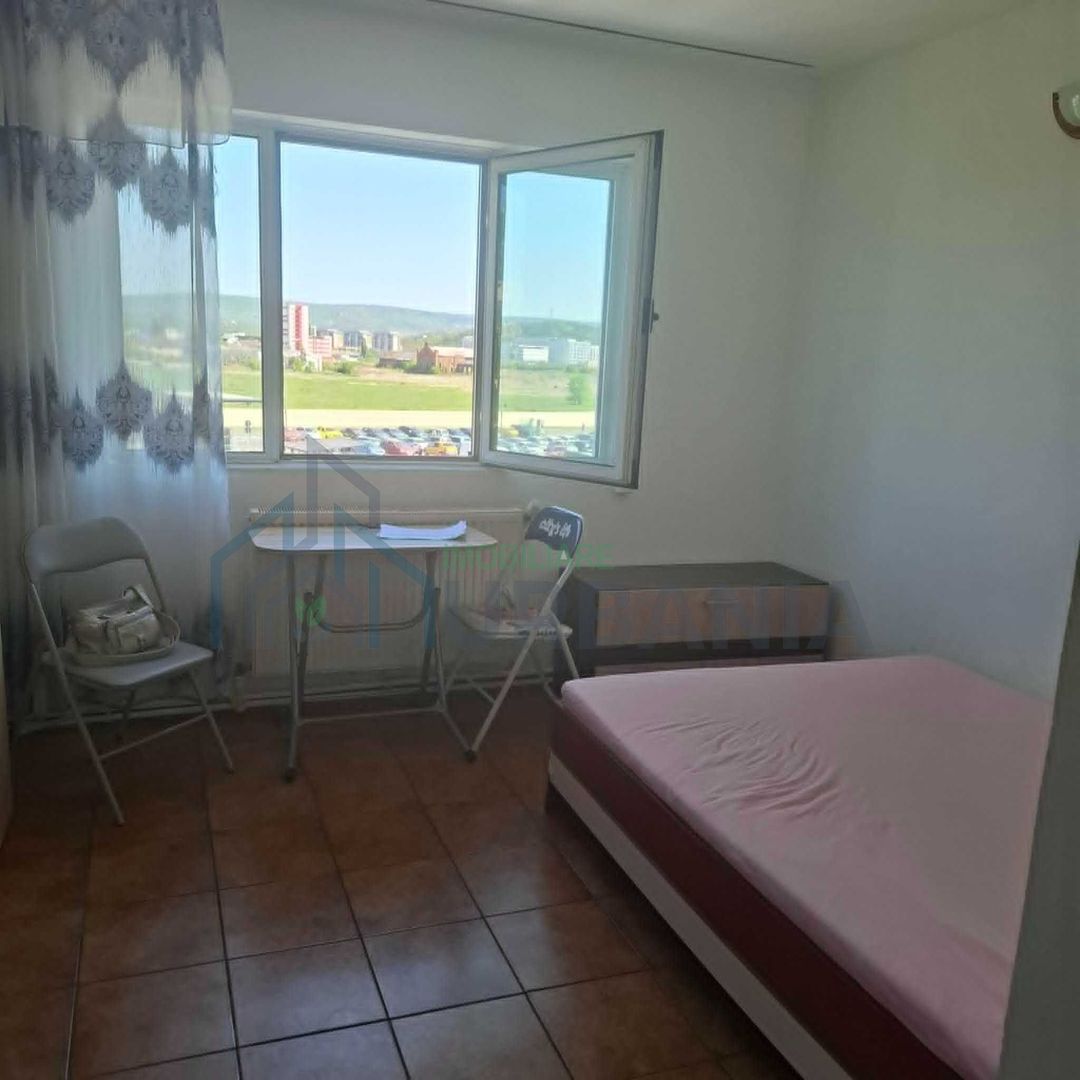 Garsonieră de închiriat, zona Nicolina Kaufland, bloc Inita, etaj 3 din 4 - Poză 2