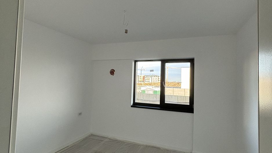 2 CAMERE-PANOURI FOTOVOLTAICE - ROMCO REZIDENTIA-COMISION 0! - Poză 13