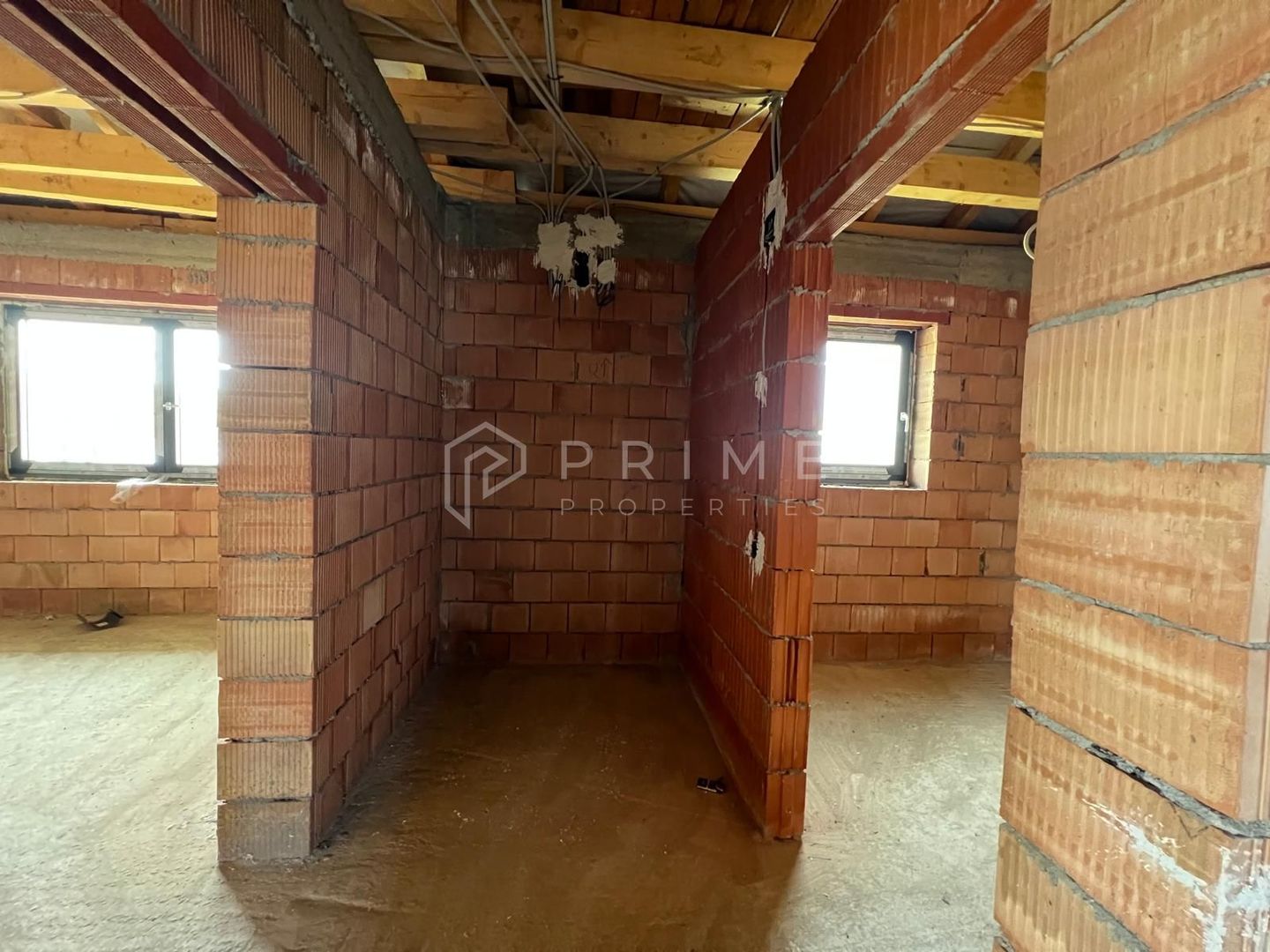 Casă individuală modernă în Corunca 150 mp utili  acces rapid Tg-Mureș - Poză 10