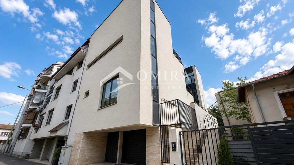Vilă 485 mp | Dorobanți | 4 Dormitoare | 3 Terase | Garaj - Poză 16