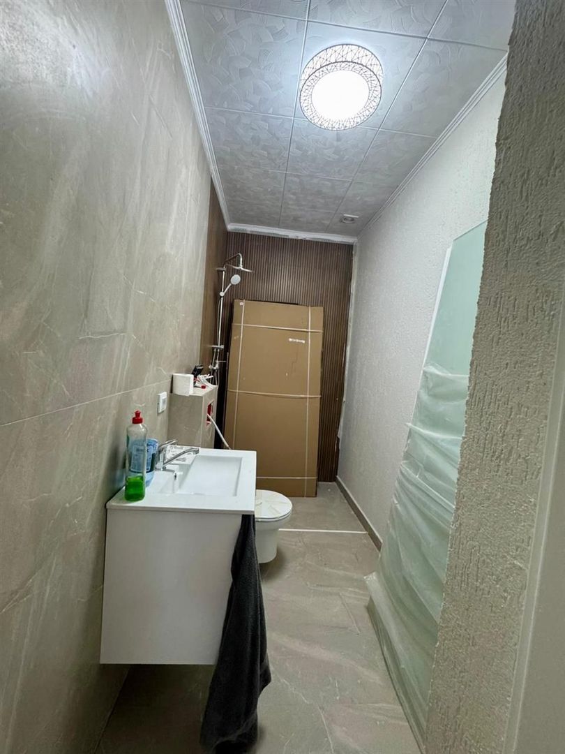 Apartament 3 camere la curte - Poză 9