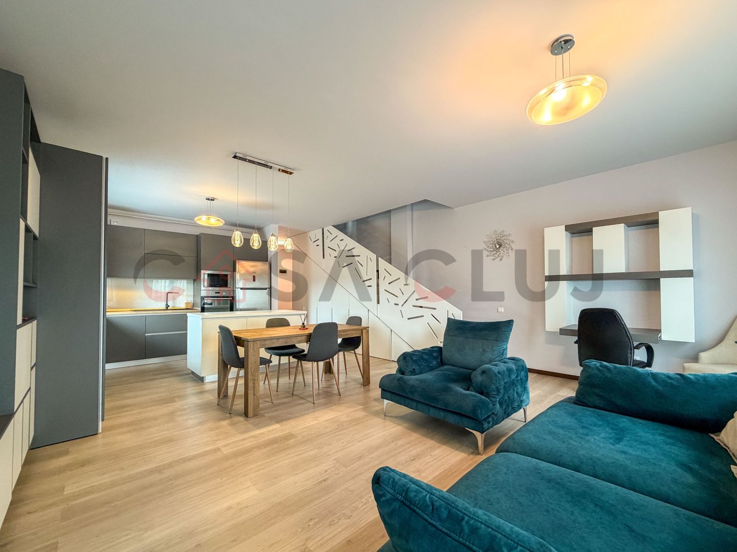 Apartament pe 2 niveluri, la cheie, Borhanci - Poză 2