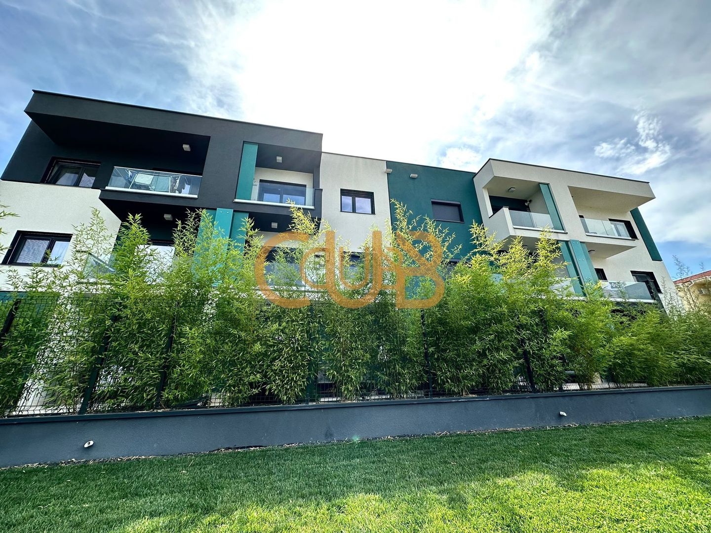 KubiK - 2cam complet mobilat+utilat|curte39mp,3loc parcare| Aradului - Poză 1