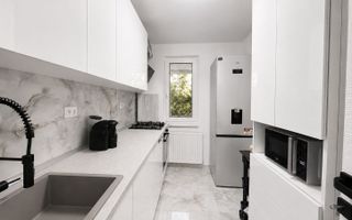 Apartament decomandat cu 3 camere și boxa | Parter | Dâmbovița - Poză 2