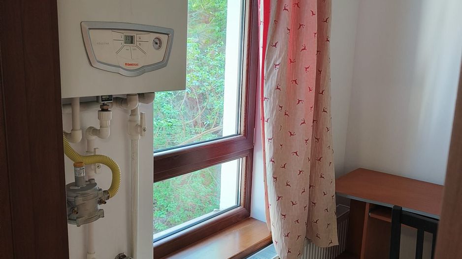 Garsoniera zona Centrul Istoric - Poză 10