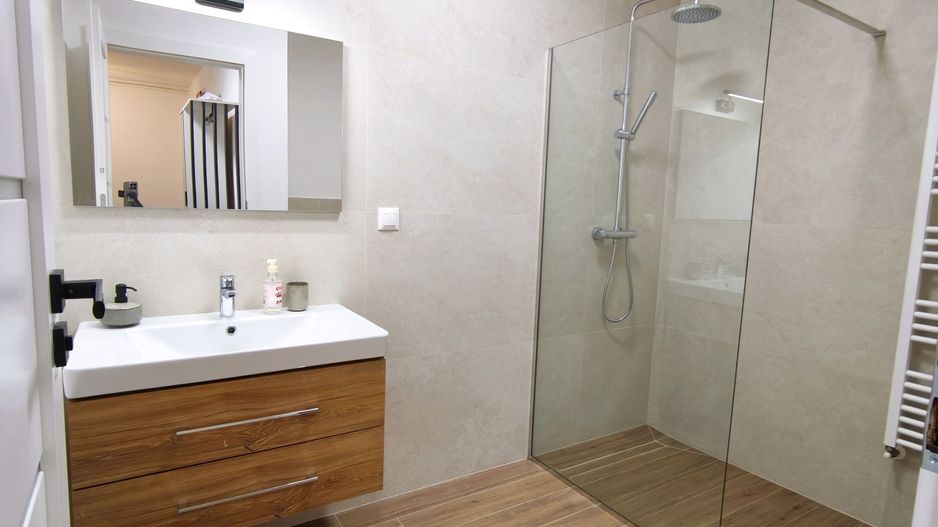 Apartament Premium 2 camere Unirii ( Casa Galbena) et2, loc de parcare - Poză 5