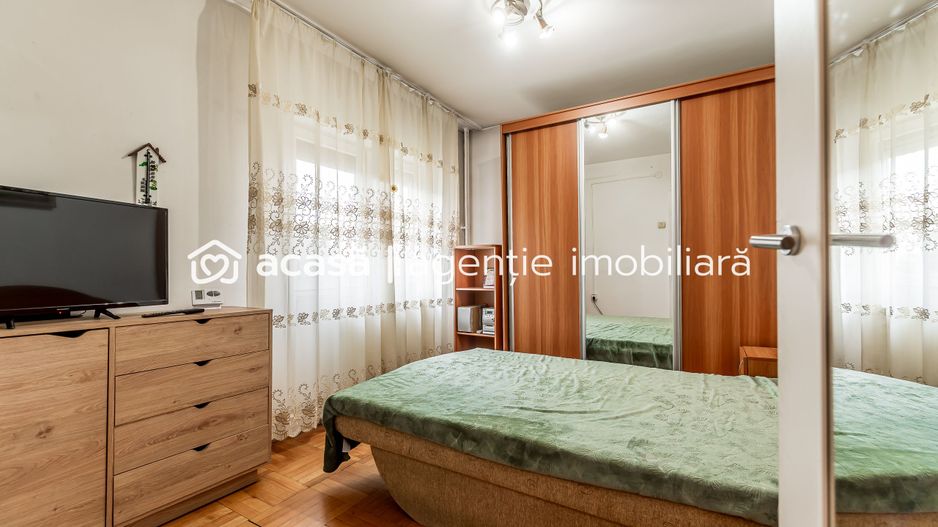Apartament 2 camere,  Etaj 1 - Zona Aurel Vlaicu - Poză 2