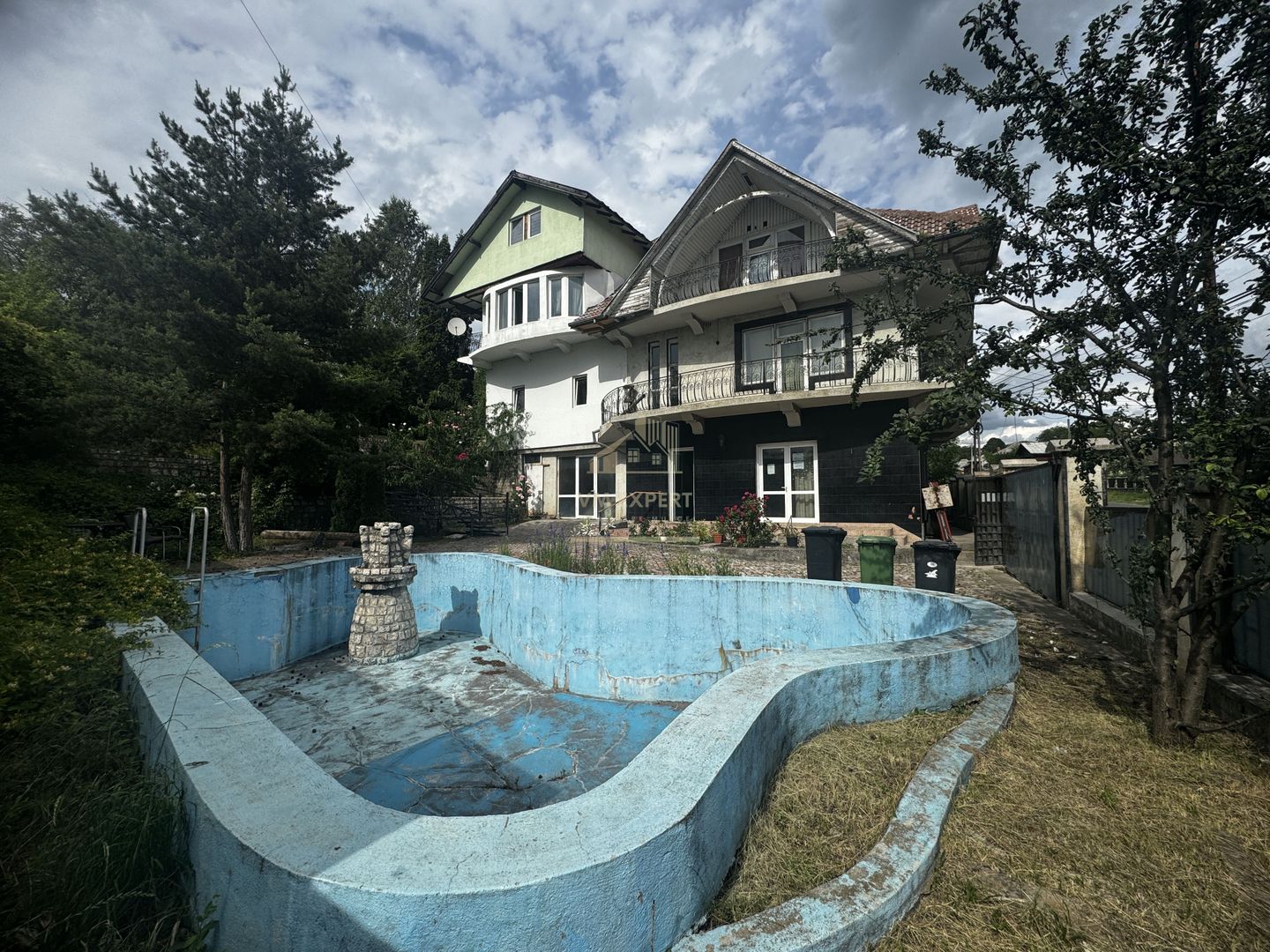 VILA - PENSIUNE CU RESTAURANT + SI TEREN 6406 MP, VALEA MARE PRAVAT, - Poză 46