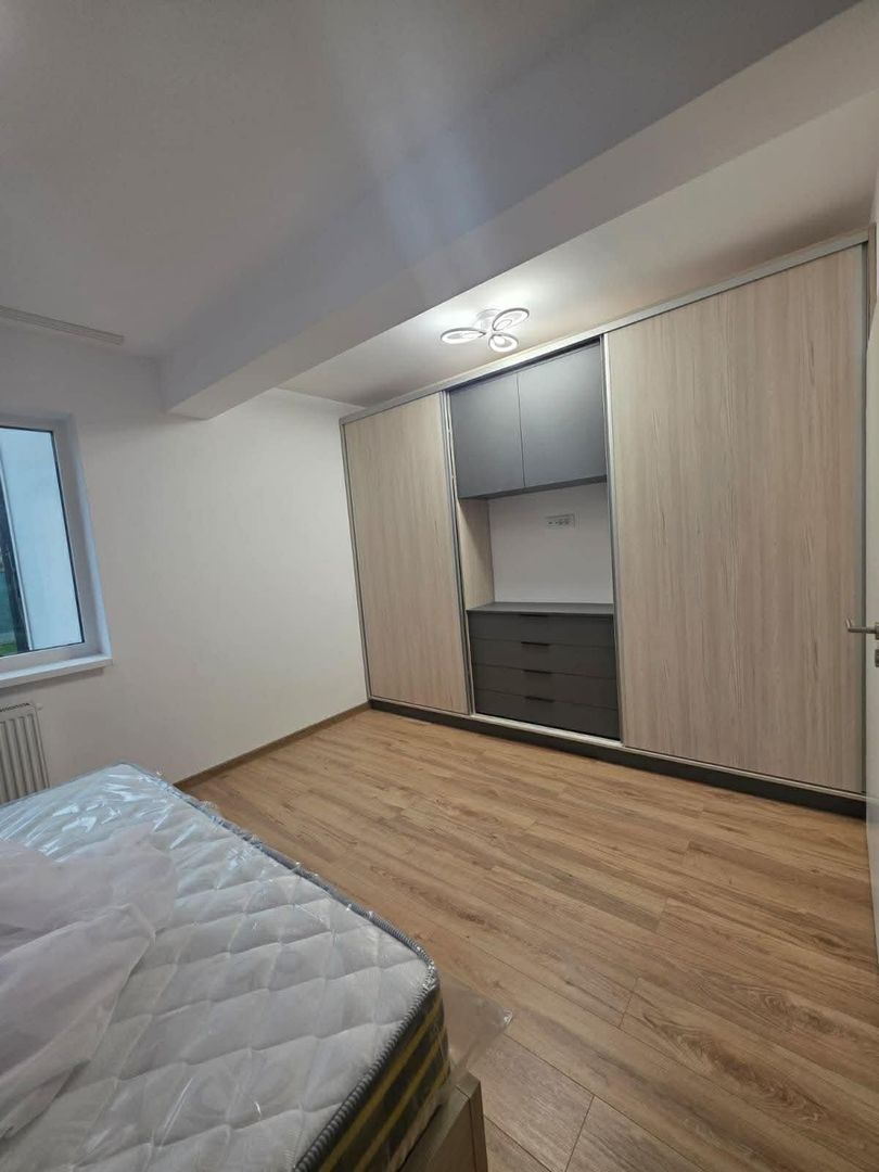 Apartament 2 camere, Tractoru, zona Coresi - Poză 5