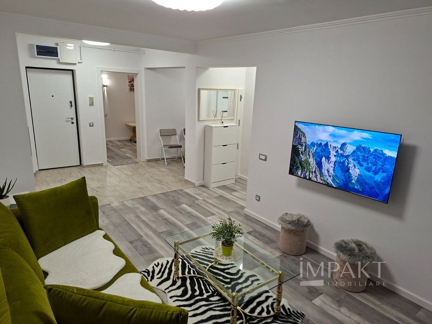 Apartament cu 3 camere de inchiriat, zona Ultracentrala - Poză 2